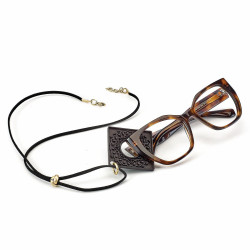 Pendentifs porte lunette rombus - impression 3d + cordon en alcantara (1 pce)