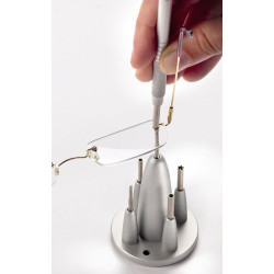 Troisieme main avec  5 lames