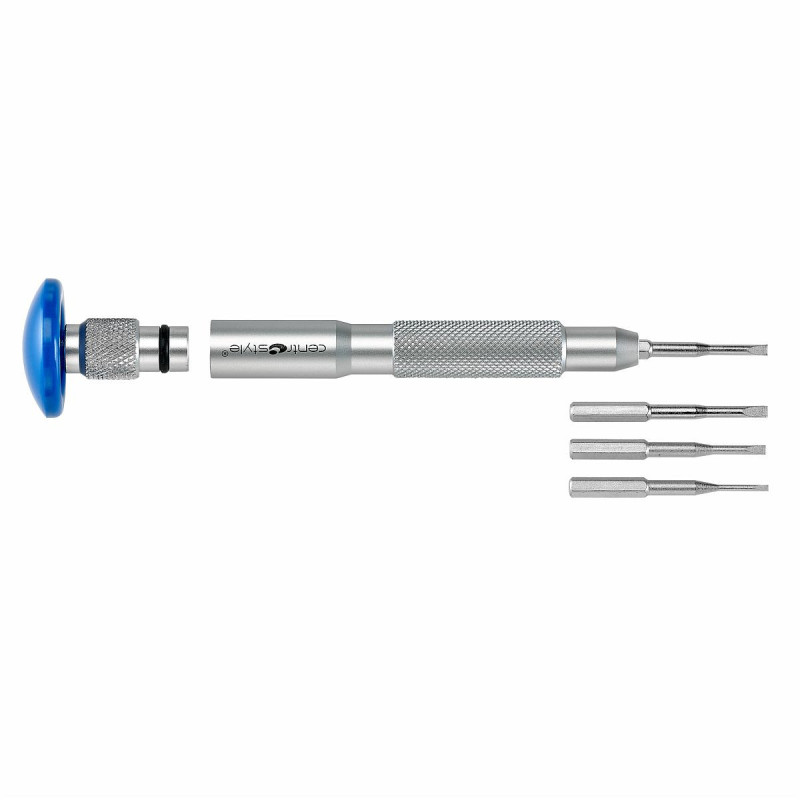 Tournevis metal avec 4 lames plates